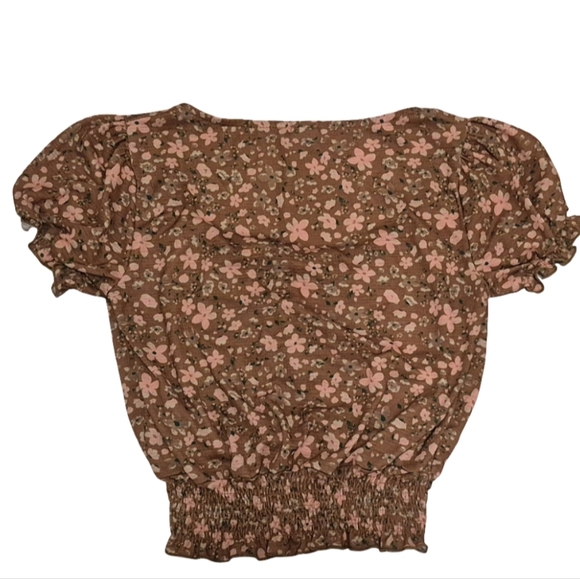 Simons Puff Sleeve Tie Front Blouse in Brown and Tan - Picture 2 of 7